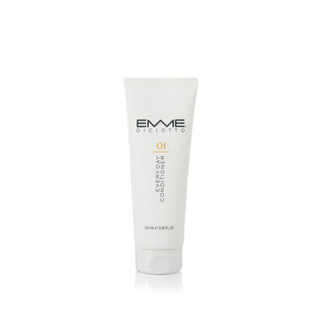 emmediciotto-every-day-conditioner-for-daily-use